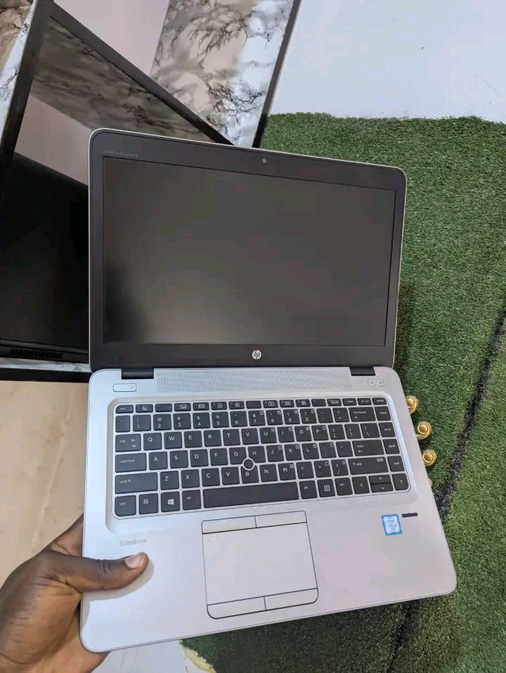 HP EliteBook 820 G4 | Intel Core i5 7th Gen | 8GB RAM | 256GB SSD