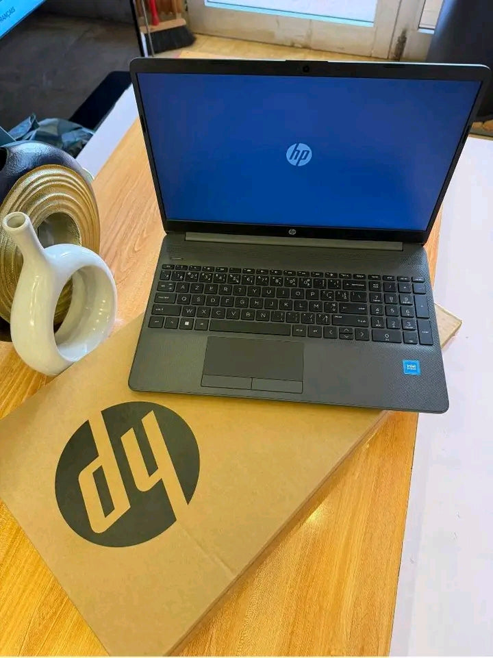 HP 240 G10 | Intel Core i7-1355U | 8GB RAM | 512GB SSD | 14" FHD Laptop