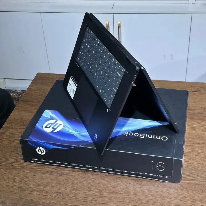 HP OmniBook X Flip 14 | Intel Core Ultra 7 | 16GB RAM | 1TB SSD | Touchscreen 2-in-1