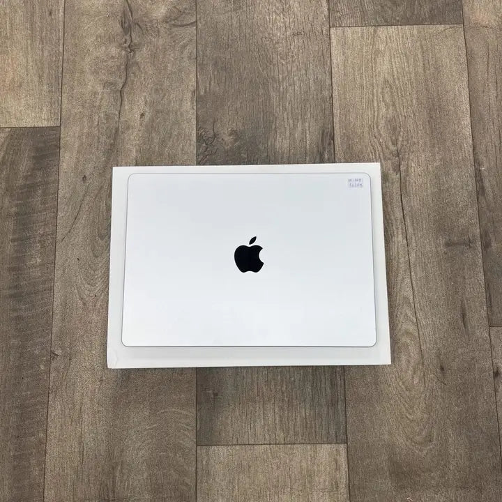 Apple MacBook Pro 13" | Apple M1 | 16GB RAM | 1TB SSD (2020)