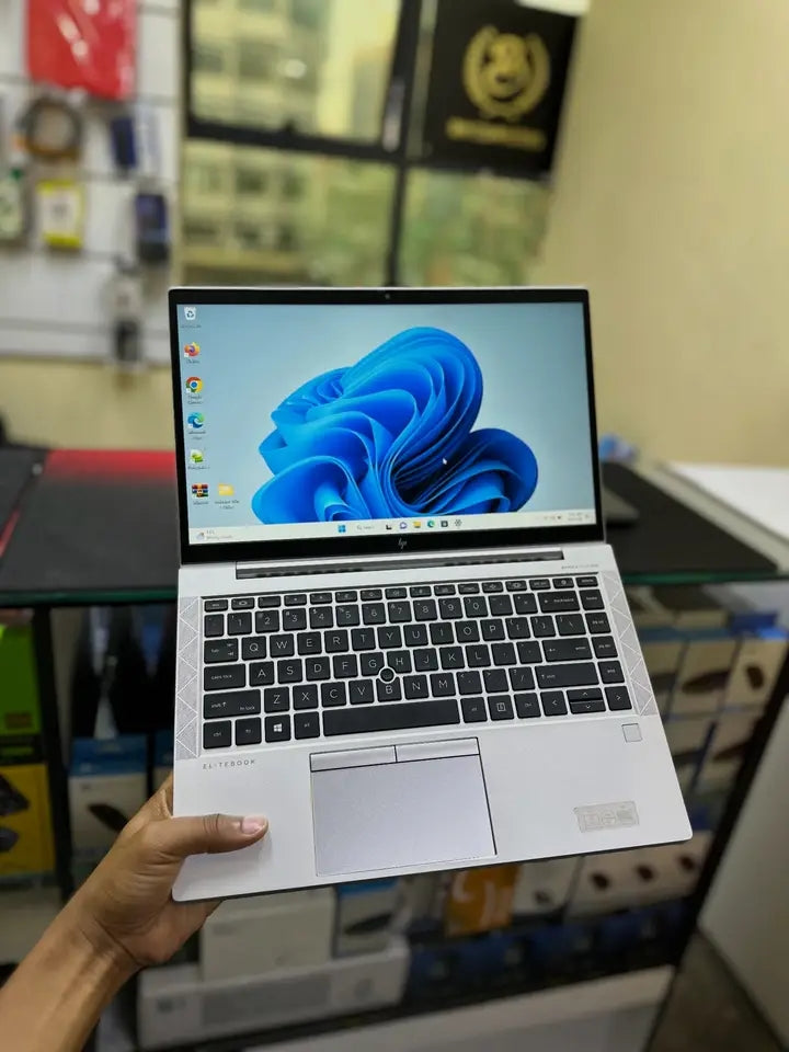 HP EliteBook 845 G8 | AMD Ryzen 5 | 16GB RAM | 256GB SSD | 2GB Radeon Graphics
