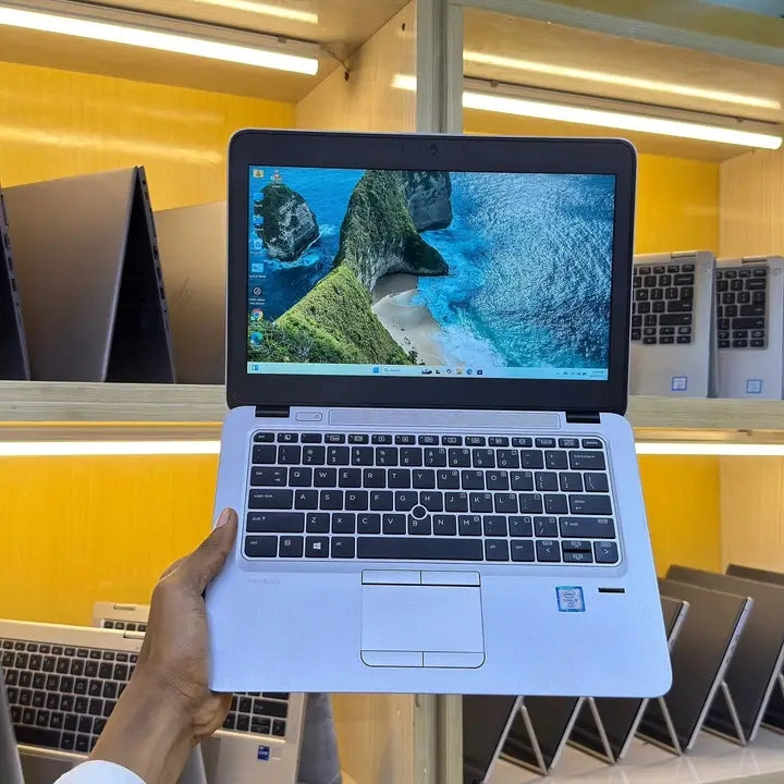 HP EliteBook 820 G3 | Intel Core i5 6th Gen | 8GB RAM | 256GB SSD | Touchscreen