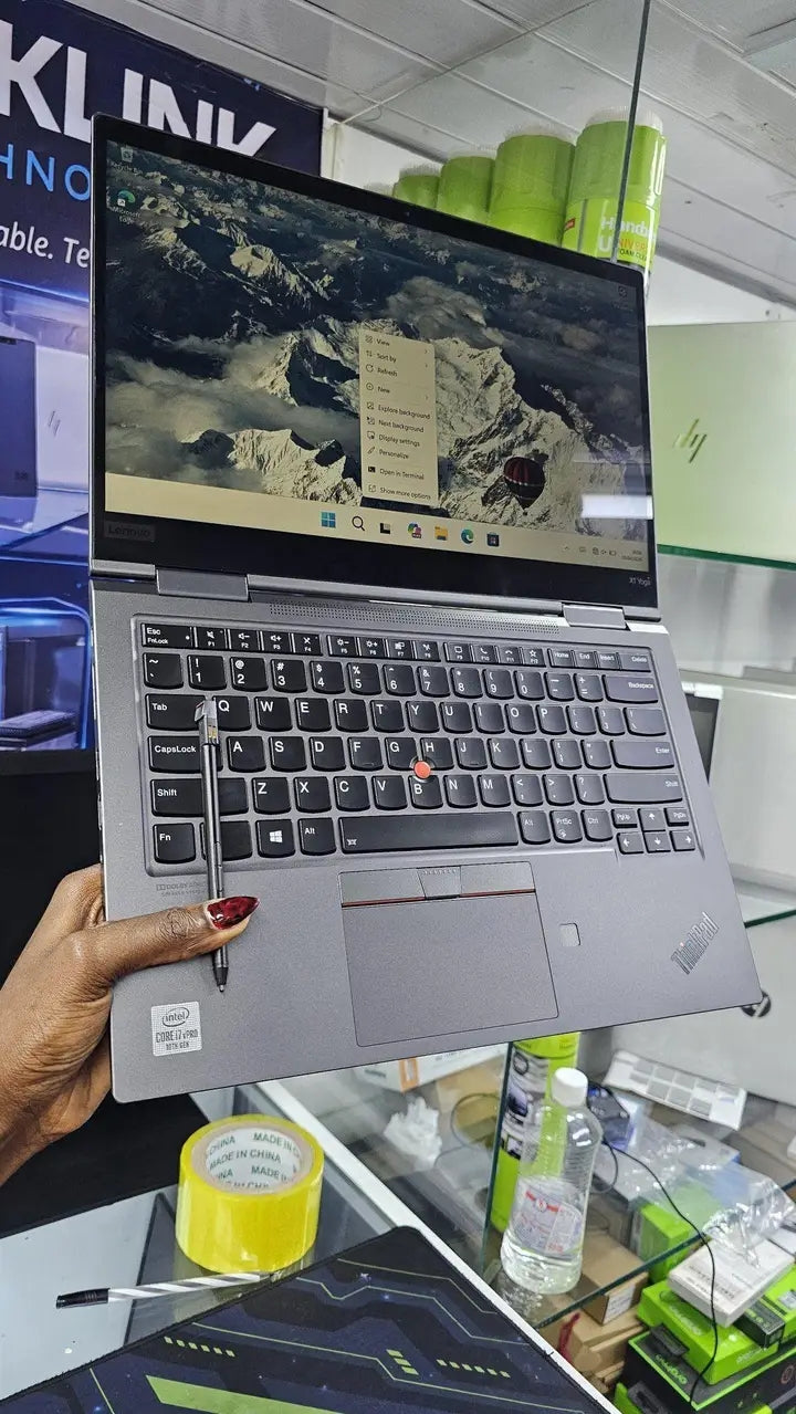 Lenovo ThinkPad X1 Yoga | Intel Core i7 7th Gen | 16GB RAM | 256GB SSD | X360 Touchscreen + Stylus