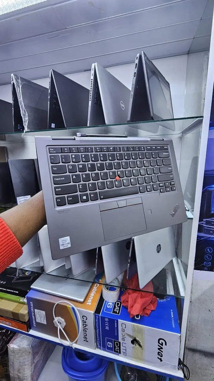 Lenovo ThinkPad X1 Yoga | Intel Core i7 7th Gen | 16GB RAM | 256GB SSD | X360 Touchscreen + Stylus