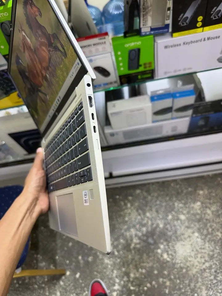 Image alt