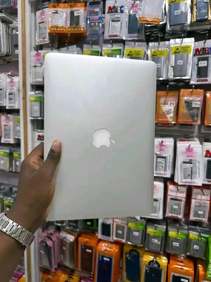 Apple MacBook Pro 2015 | Intel Core i5 | 16GB RAM | 500GB SSD