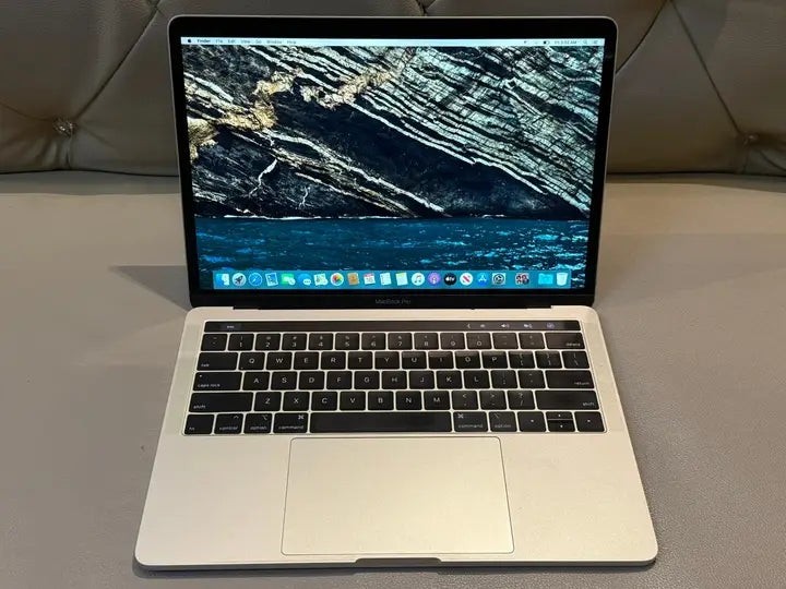 Apple MacBook Pro 2019 13" | Intel Core i5 | 8GB RAM | 512GB SSD
