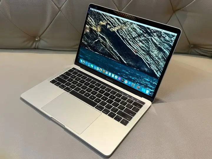 Apple MacBook Pro 2019 13" | Intel Core i5 | 8GB RAM | 512GB SSD