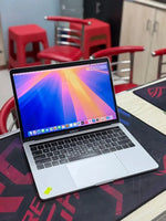 Apple MacBook Pro 2019 13" | Intel Core i7 | 16GB RAM | 256GB SSD