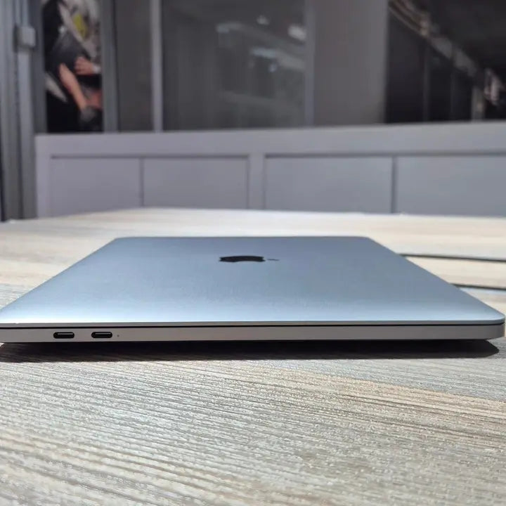 Apple MacBook Pro 2020 | Intel Core i5 | 16GB RAM | 512GB SSD