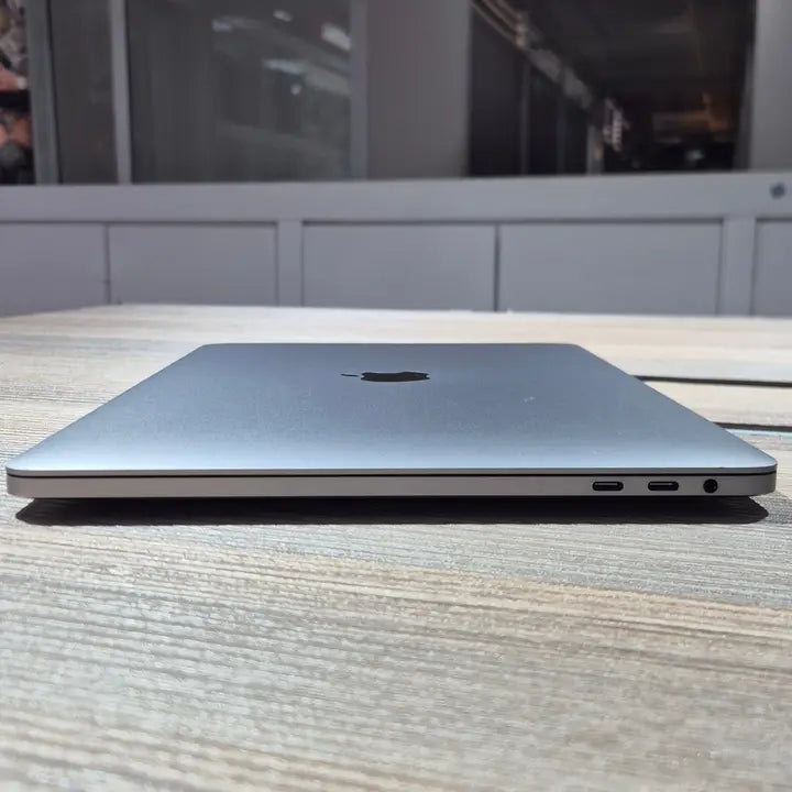 Apple MacBook Pro 2020 | Intel Core i5 | 16GB RAM | 512GB SSD