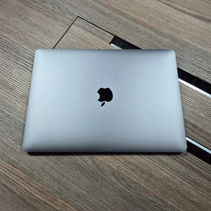 Apple MacBook Pro 2020 | Intel Core i5 | 16GB RAM | 512GB SSD