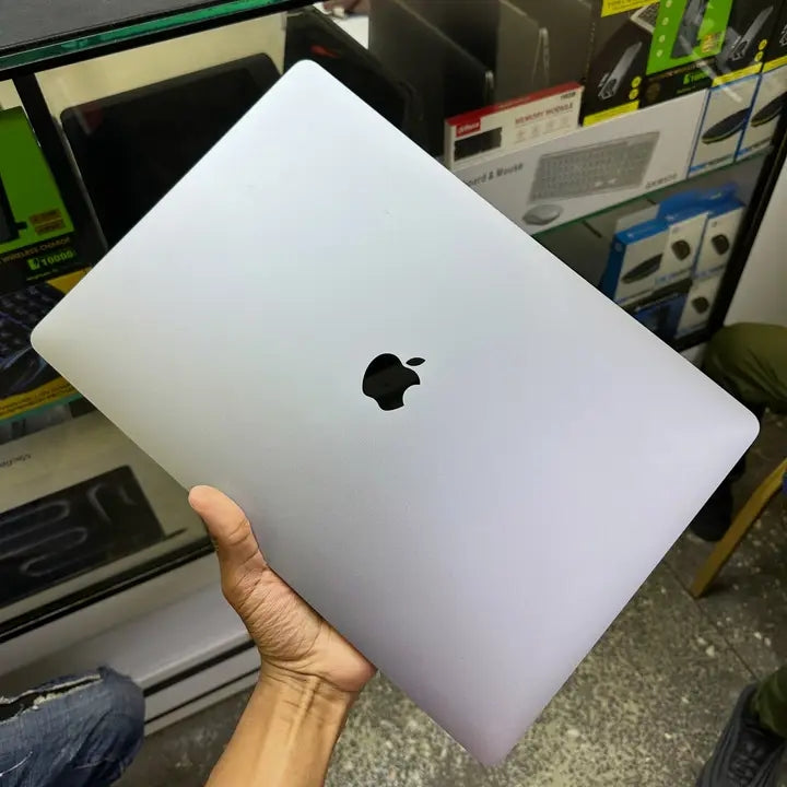 Image alt