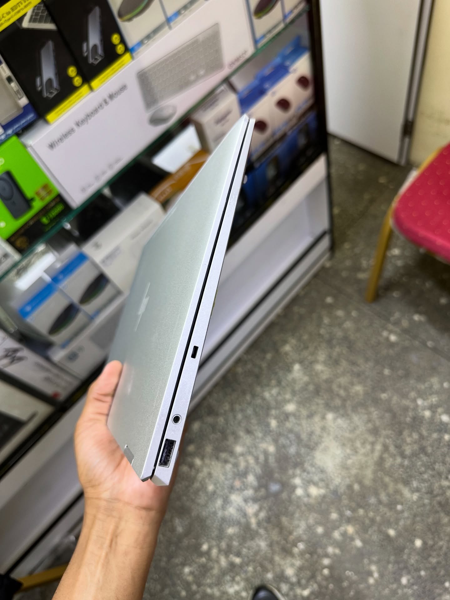 HP EliteBook 1040 G4 | Intel Core i7 7th Gen | 16GB RAM | 512GB SSD | Touchscreen