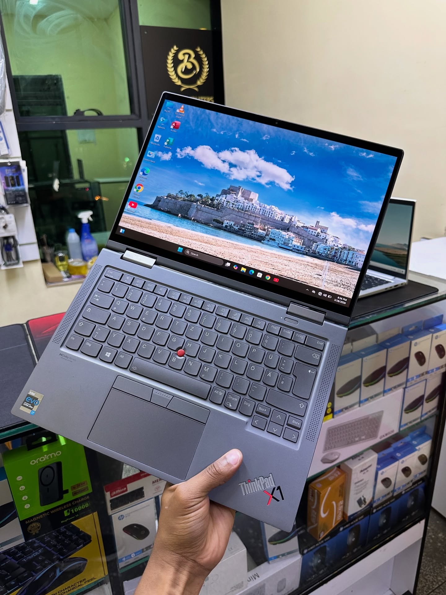 Lenovo ThinkPad X1 Carbon | Intel Core i7 12th Gen | 16GB RAM | 1TB SSD | Touchscreen