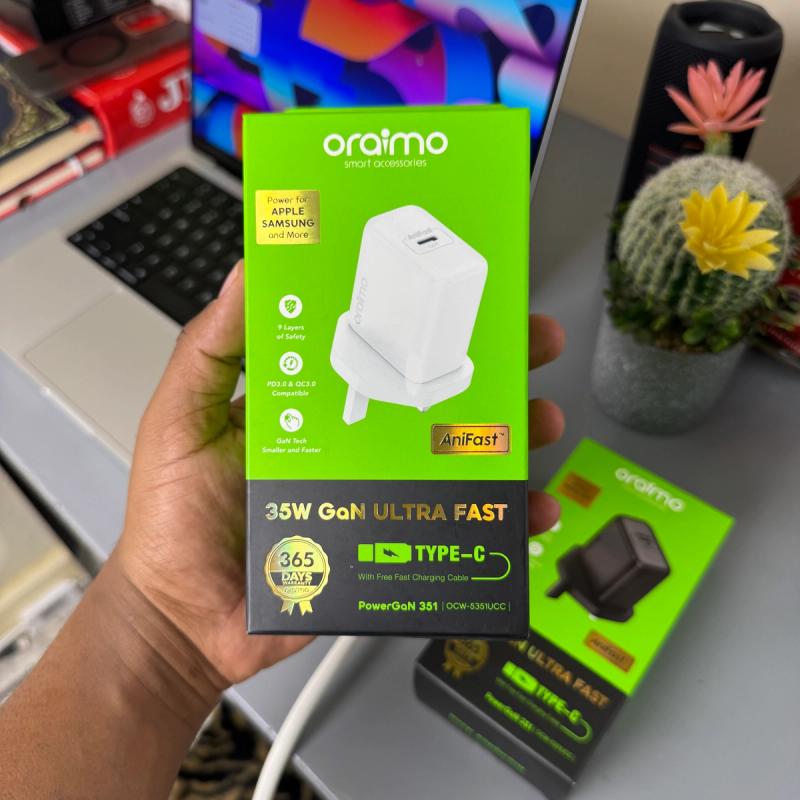 Oraimo PowerGaN 351 35W GaN charger with C to C cable