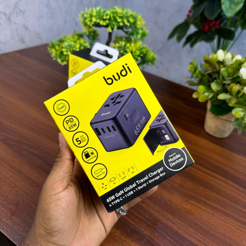 Budi 65W GaN global travel charger