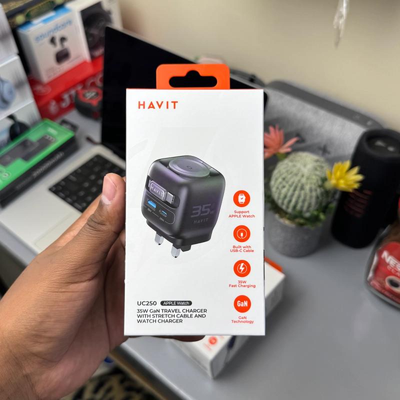 Havit UC250 35W GaN travel charger with stretch cable and watch charger