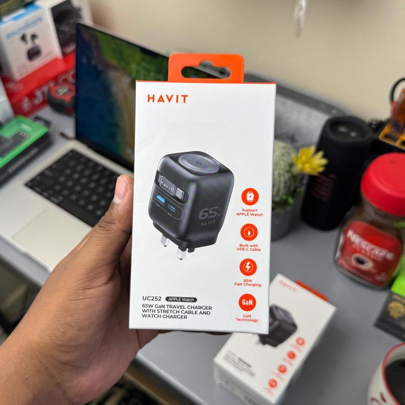 Havit UC252 65W GaN travel charger with stretch cable and watch charger